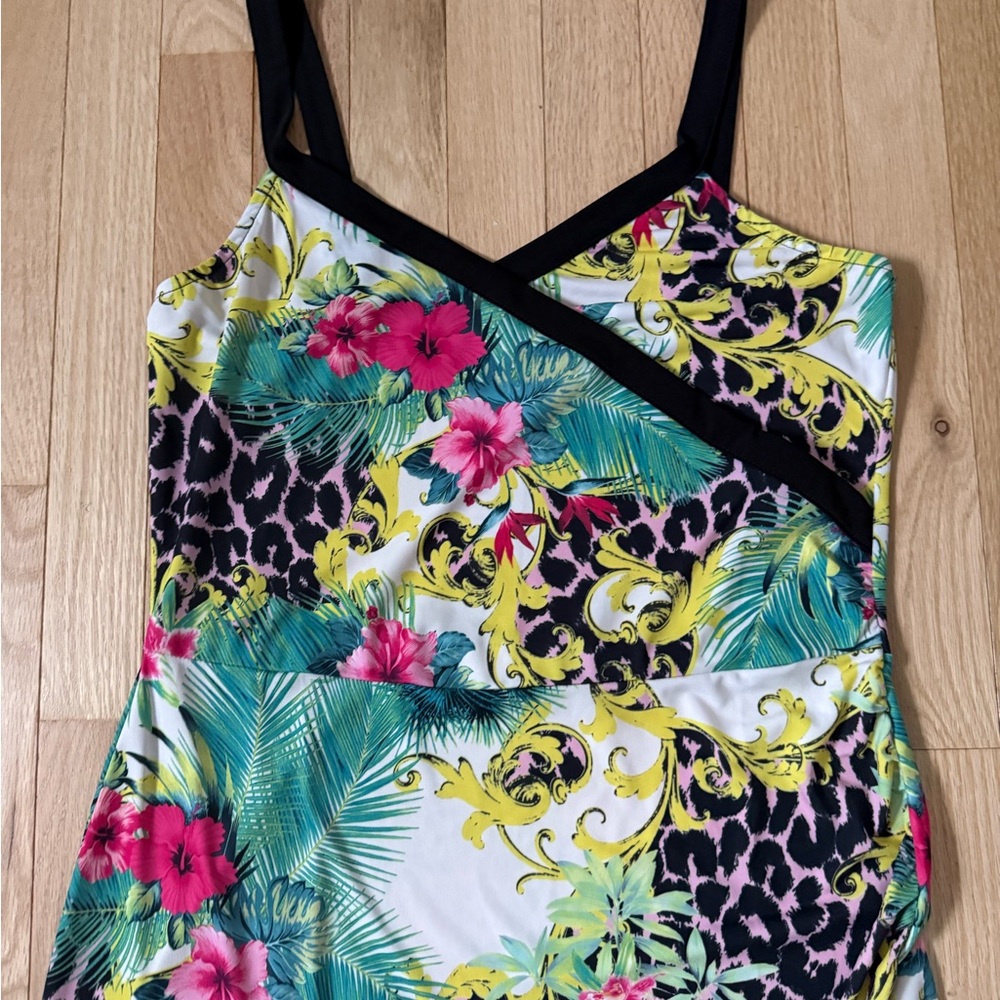 VENUS Multicolor Patterned Dress - Picture 3 of 4